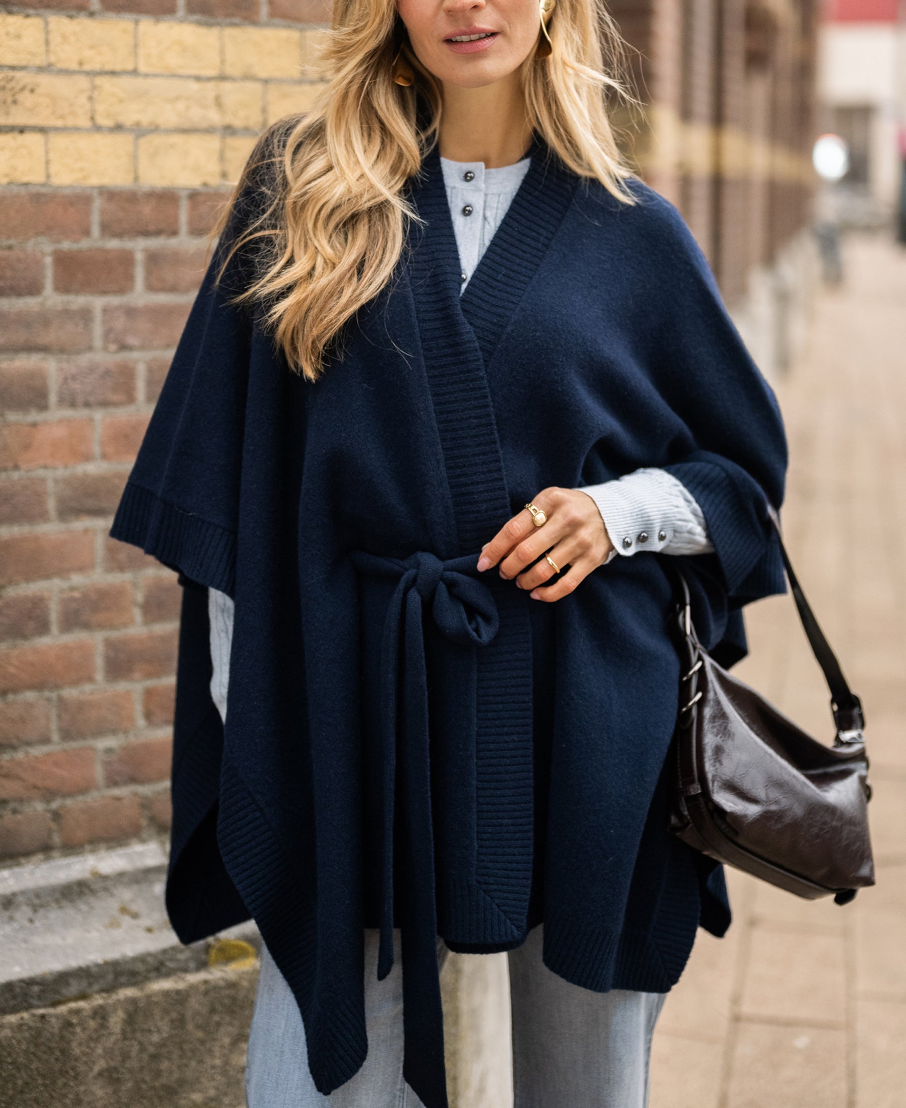 Merino wool LA PONCHO Dark blue